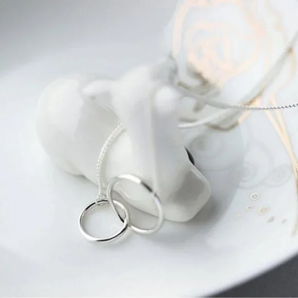 NEW 925 Sterling Silver Double Circle Necklace - Picture 4 of 8